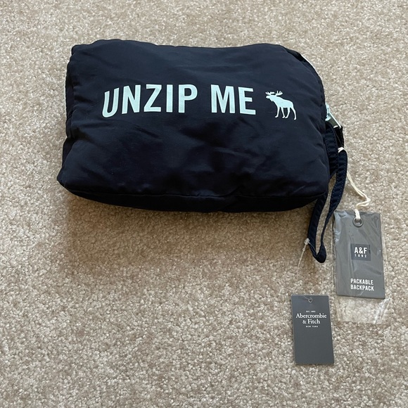 NWT Abercrombie and Fitch packable backpack. - Picture 2 of 4